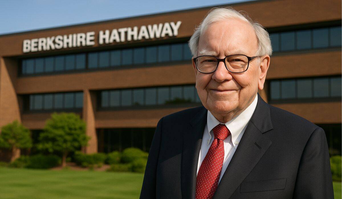 Want to Invest Like Buffett? Here's Exactly How to Follow His Every Move